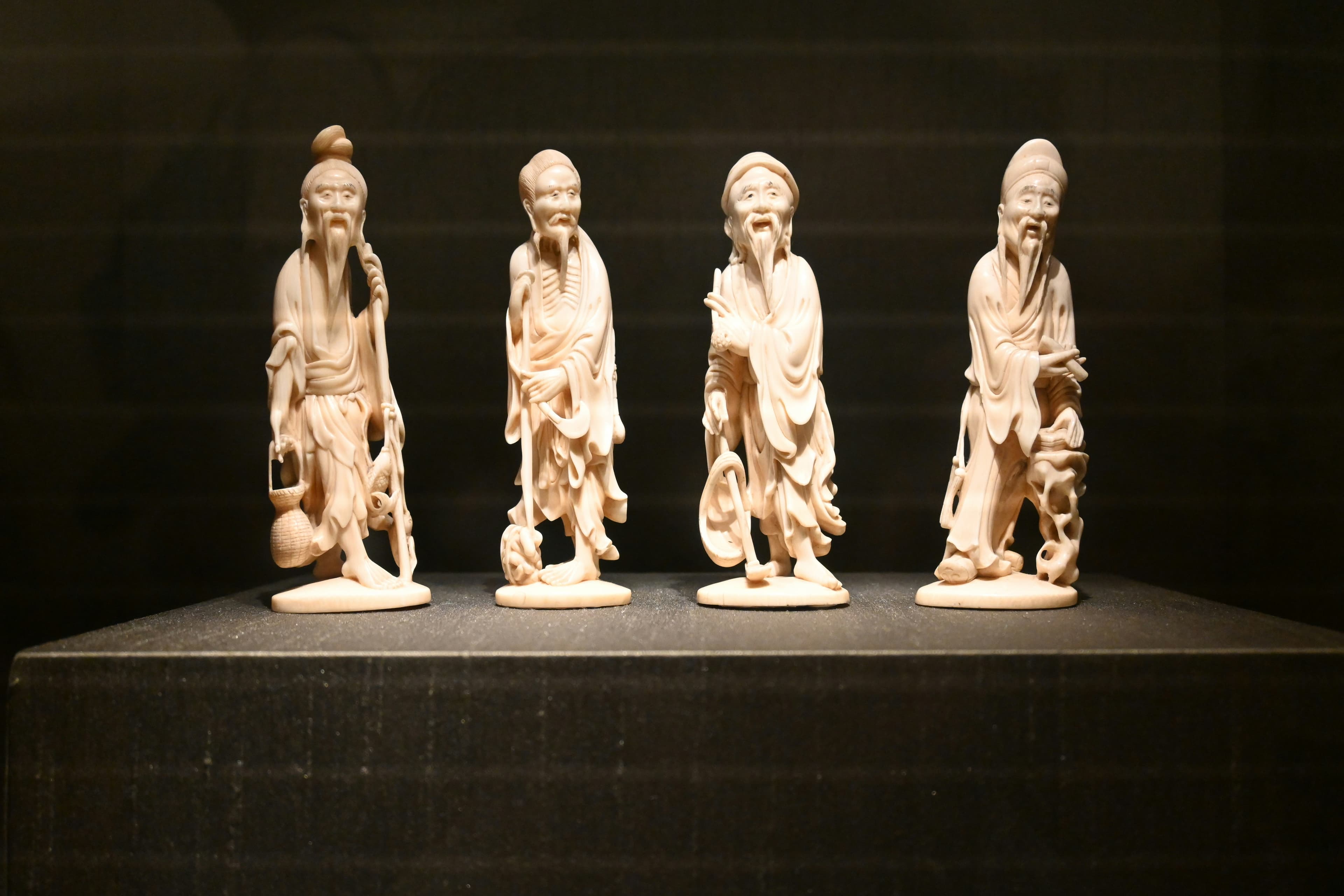 Индийская бронзовая статуэтка